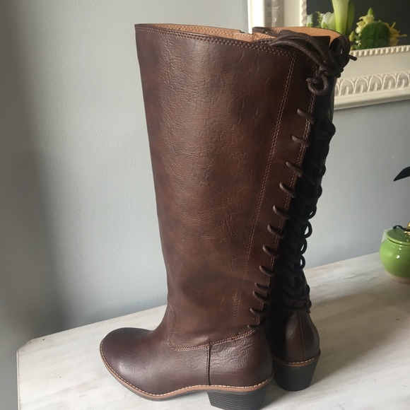 SONOMA WOMAN BOOTS - Picture 5 of 10